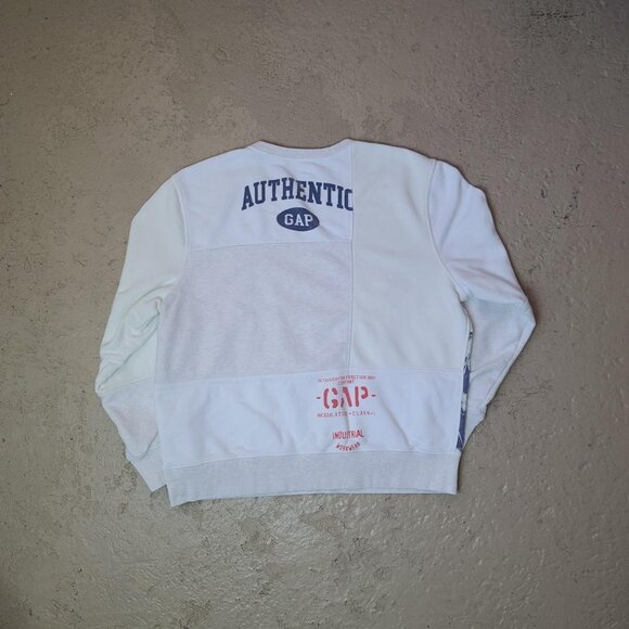 Vintage 'GAP' sunfaded patchwork crew-neck sweatshirt men's XL - Picture 2 of 4